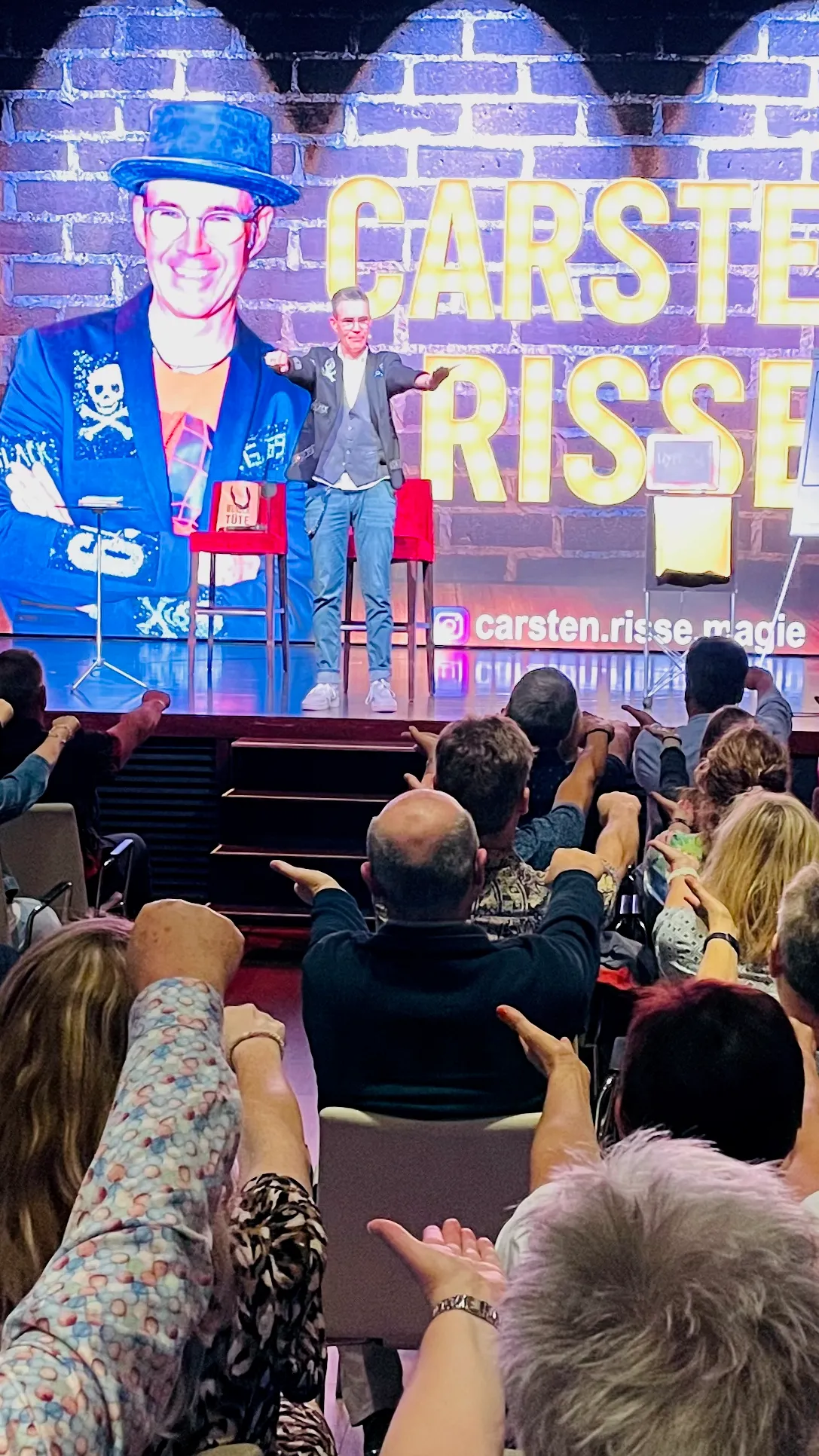 Carsten Risse - Zauberkunst, Hypnose, Moderation - Stand_Up Magic